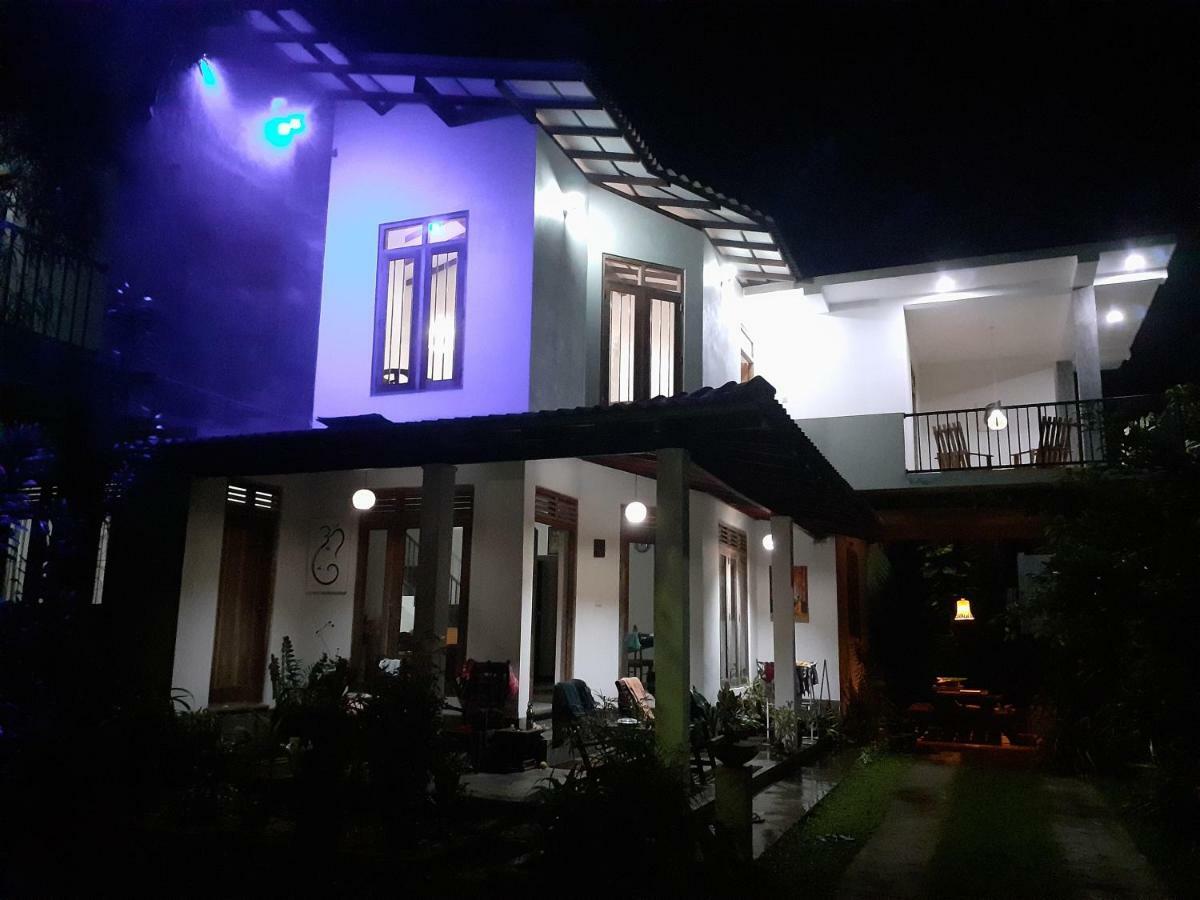 Om Villa Hikkaduwa Bagian luar foto