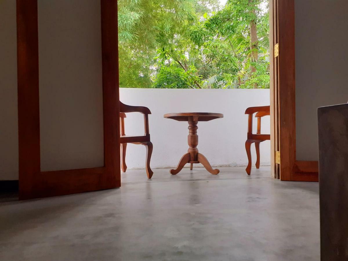 Om Villa Hikkaduwa Bagian luar foto