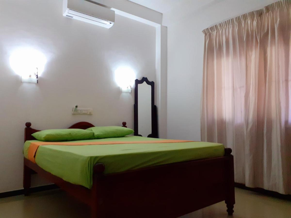 Om Villa Hikkaduwa Bagian luar foto