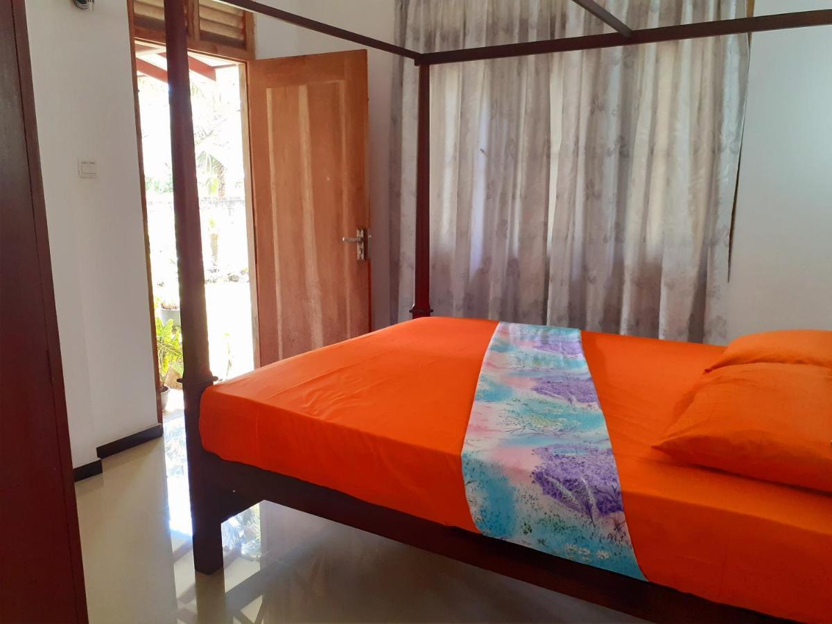 Om Villa Hikkaduwa Bagian luar foto