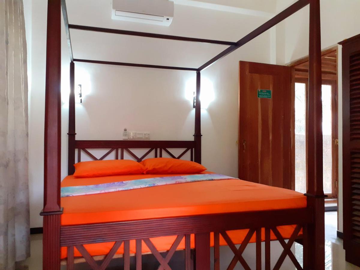 Om Villa Hikkaduwa Bagian luar foto